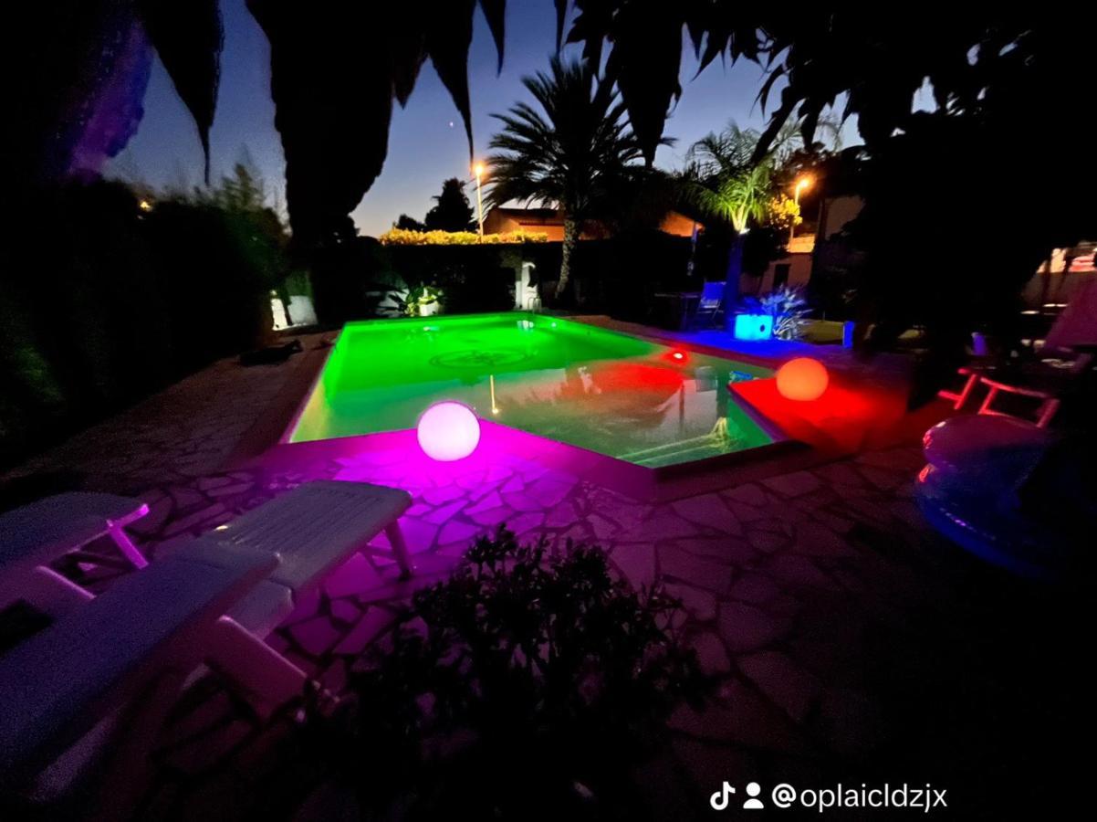 La Romantica Congenies Exterior photo